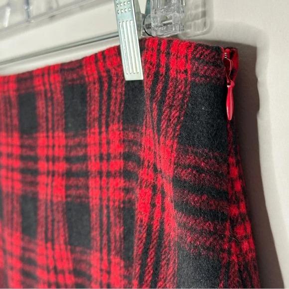 Boston Proper Holiday Plaid Mini Skirt red black wool‎ blend Size 12 Festive - Picture 9 of 11